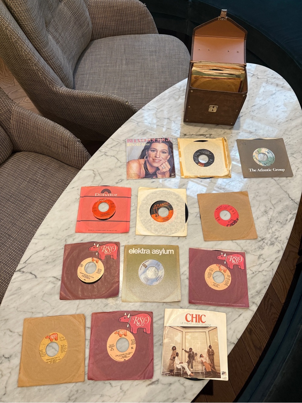 Lot of 42 Vintage 45 RPM Vinyl Singles Lot with Storage Case - Brown & Tan